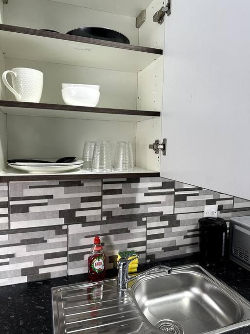 1 Bedroom Kitchen Flat ノッティンガム エクステリア 写真